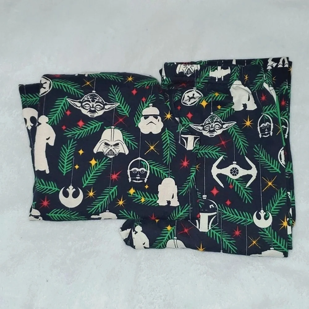 STAR WARS Holiday Long John Pajama Set Kids Size S-M (READ)